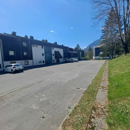 Apartma Misha 아파트 보베츠